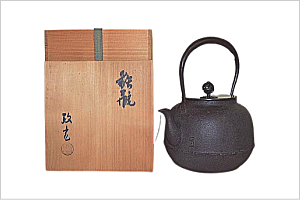 菊地政光 鉄瓶